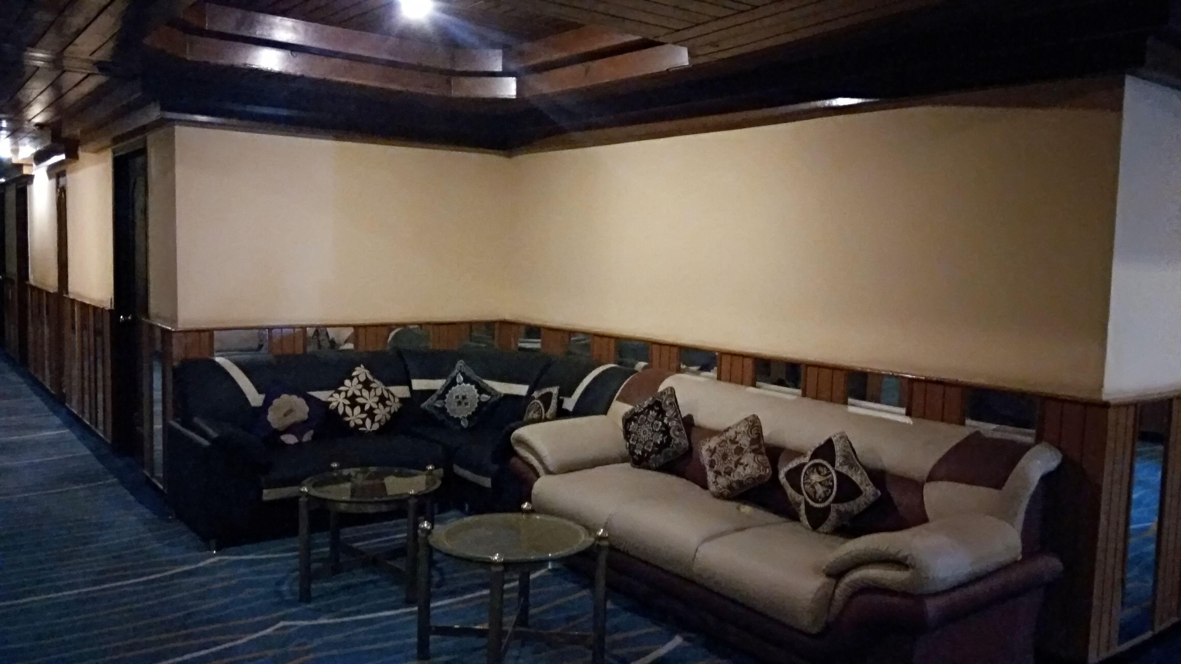 Le Grand Manali - The River Facing Hotel - Manali (Himachal Pradesh) — Photos 1