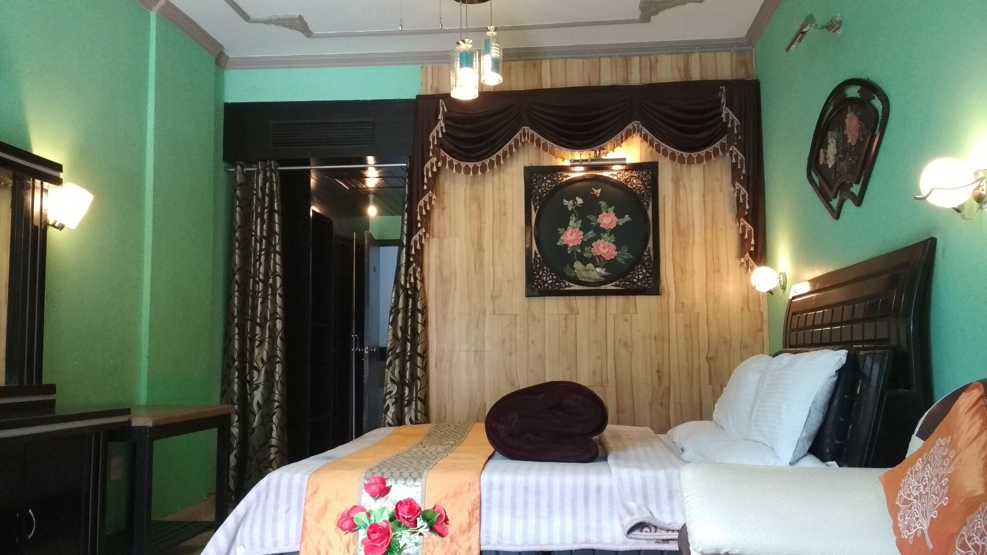 Le Grand Manali - The River Facing Hotel - Manali (Himachal Pradesh) — Photos 3